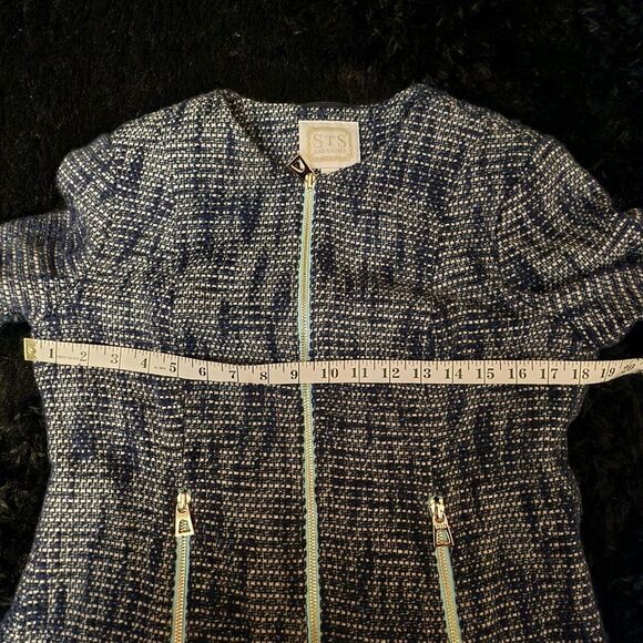 Sail to Sable Blue Blazer with Flared Sleeves - Picture 12 of 14